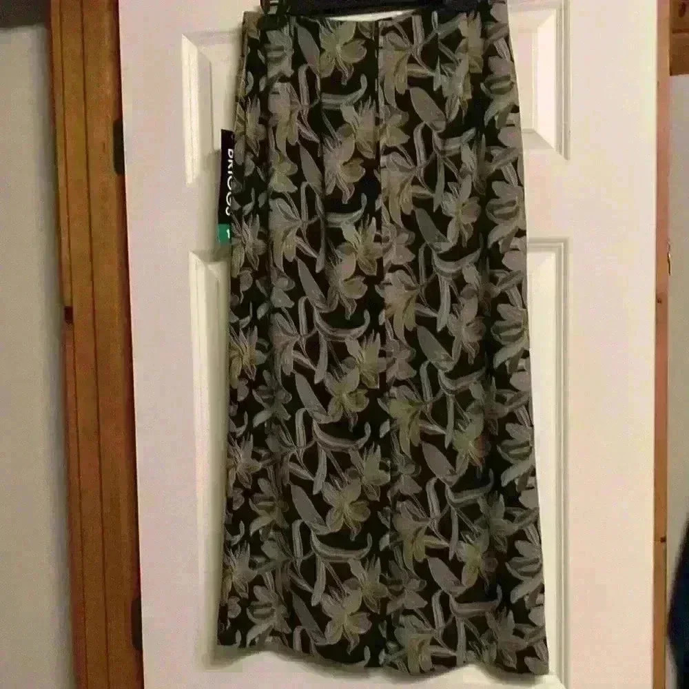 Briggs skirt calf length women’s 12 black tan NWT office party date night - Picture 2 of 8